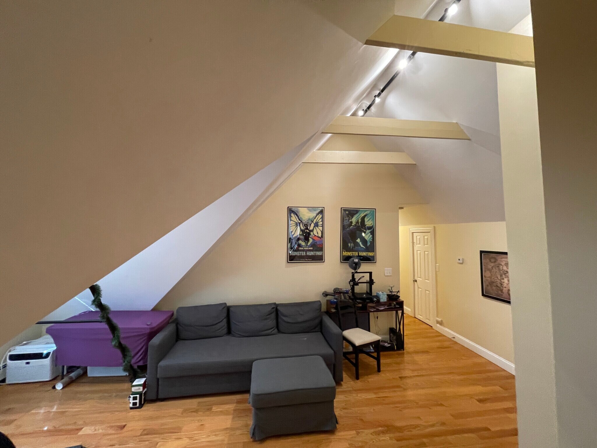 Building Photo - 5 Irving St