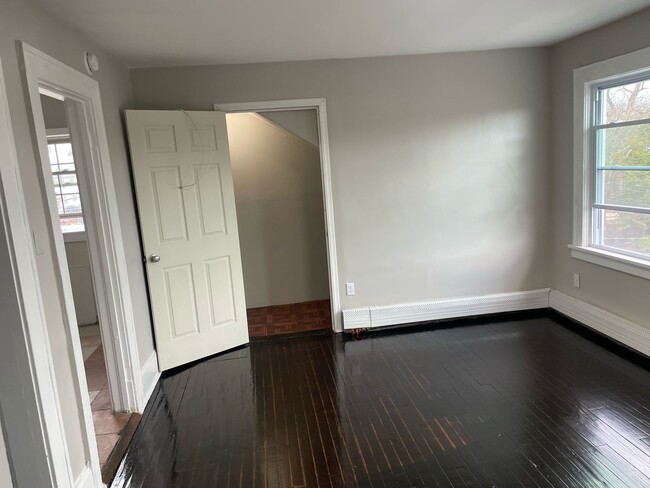 Building Photo - 575 Stuyvesant Ave