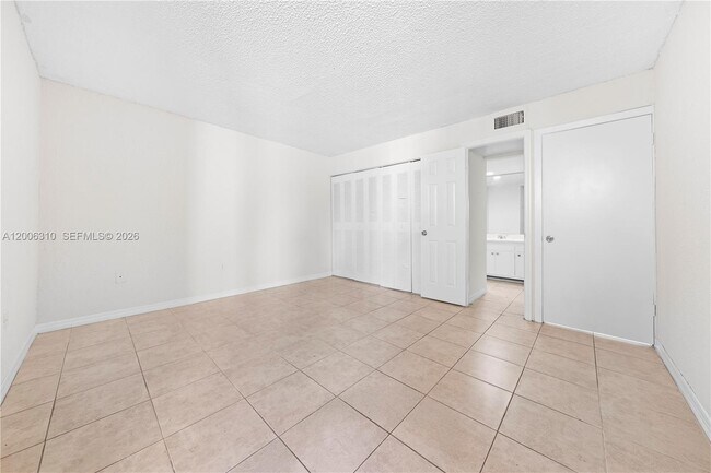 Building Photo - 10500 SW 108th Ave