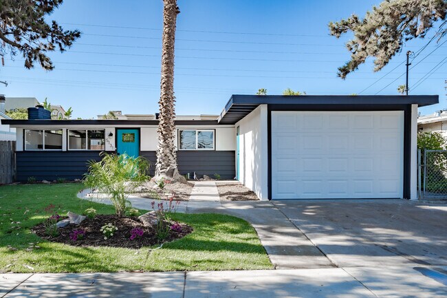 Building Photo - 5131 Barstow St