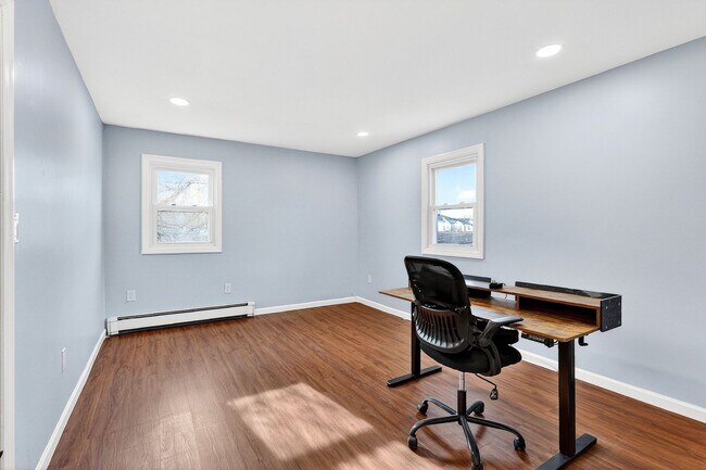 Building Photo - 1582 Irving St