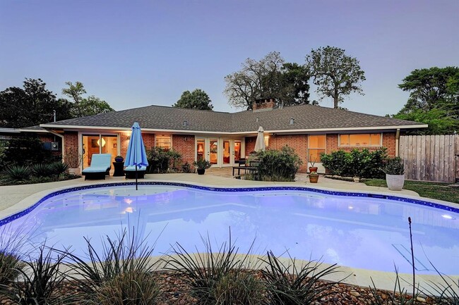 Primary Photo - 8002 Glen Valley Dr