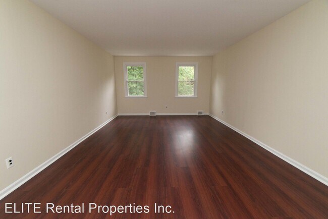 Building Photo - 4 br, 2.5 bath House - 440 Cricket Lane