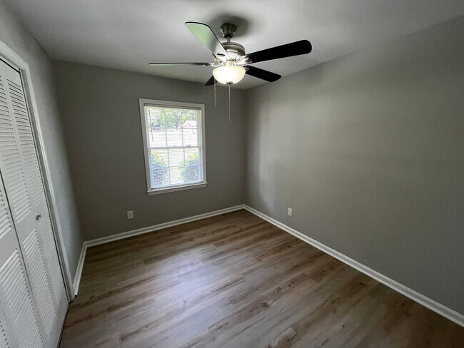 Building Photo - Must See the Sunroom off the Primary Bedroom!