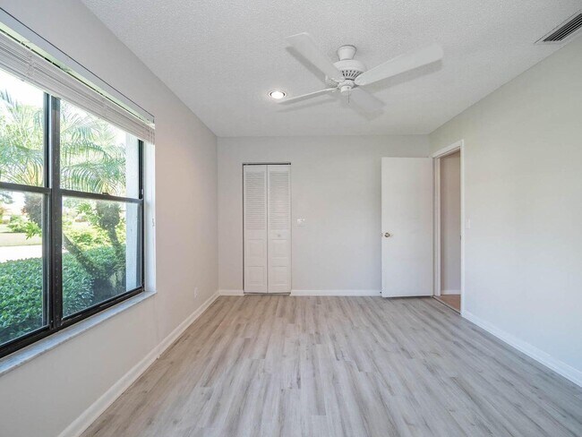 Building Photo - 13312 Touchstone Pl