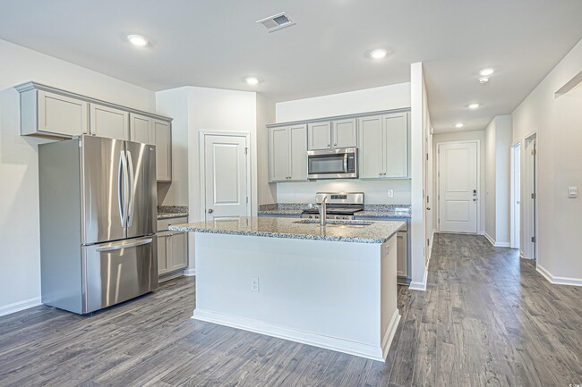 Building Photo - 3520 Bells Lk Cir
