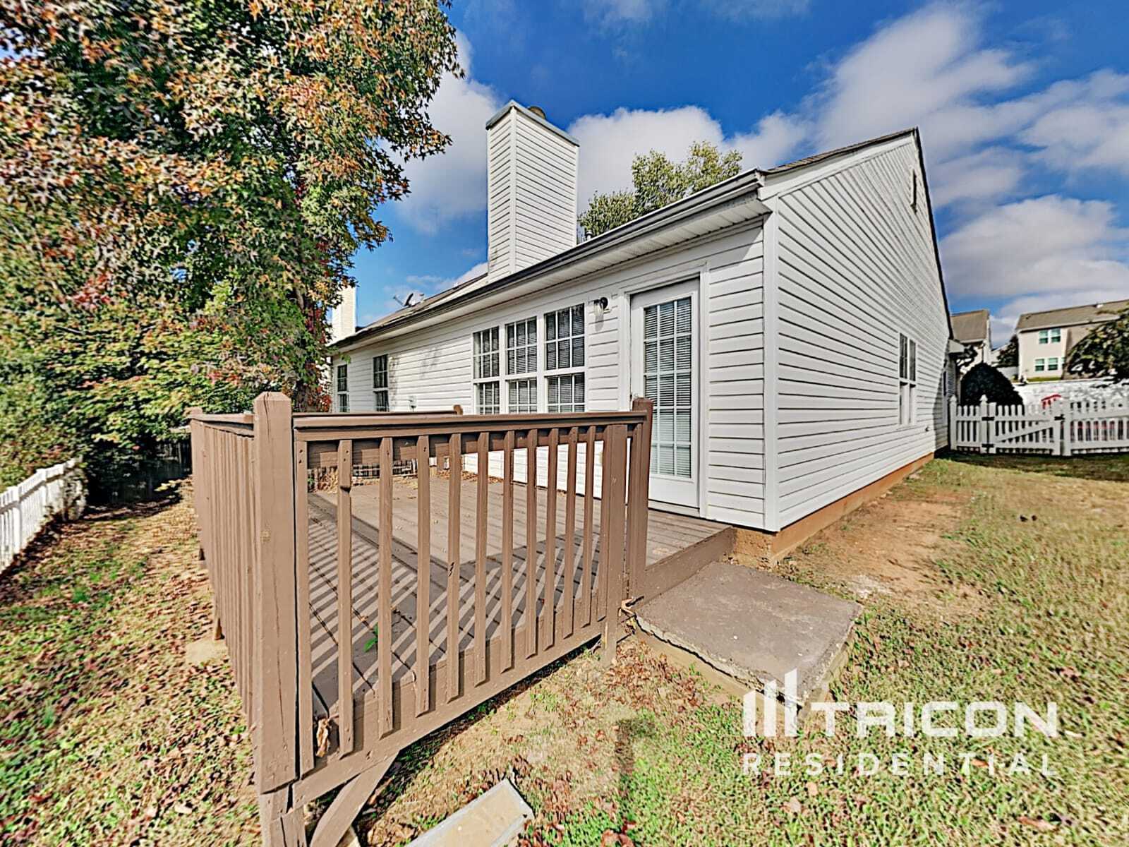 Building Photo - 172 Greystone Cir