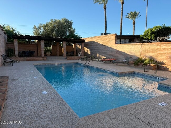 Building Photo - 3032 N 32nd St