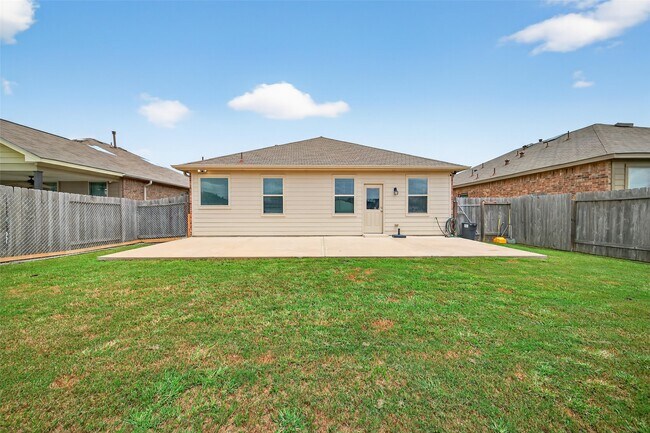 Building Photo - 20415 Summer Jasmine Way