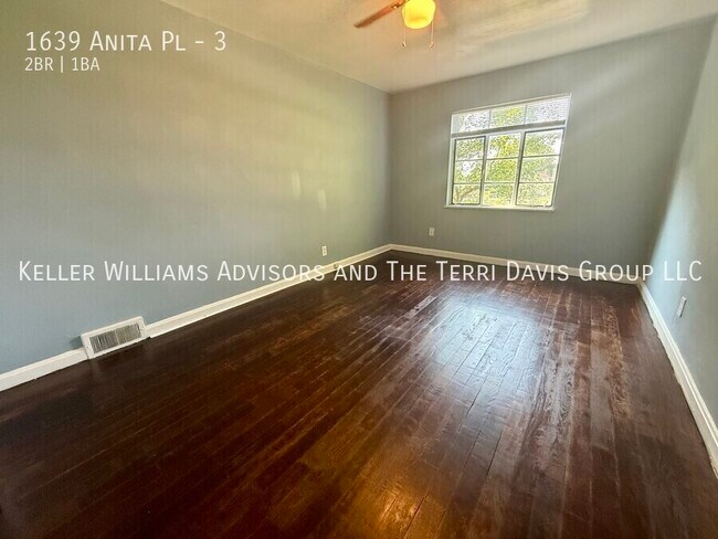 Building Photo - 1639 Anita Pl