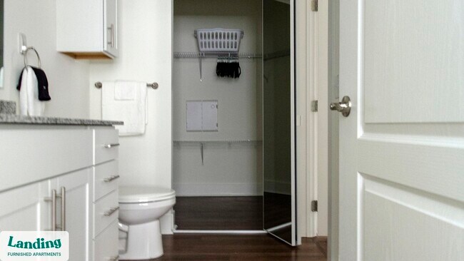 Building Photo - 901 Kelly Green Ln