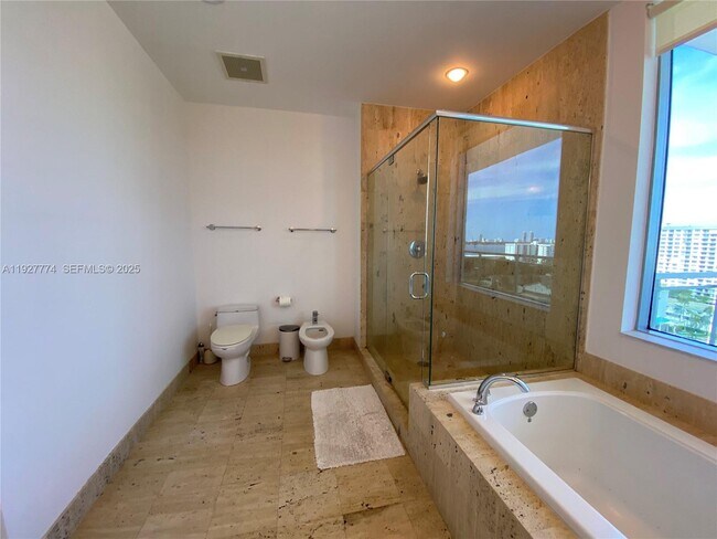 Building Photo - 7901 Hispanola Ave