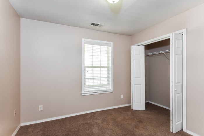 Building Photo - 4163 Brownsville Rd