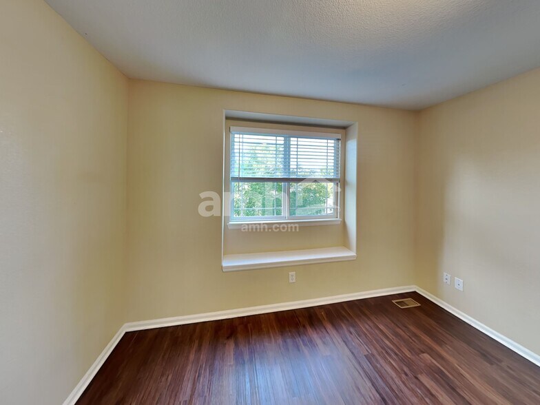 Building Photo - 20745 E Girard Pl