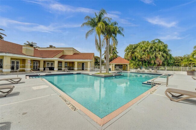 Building Photo - 417 Vista Isles Dr