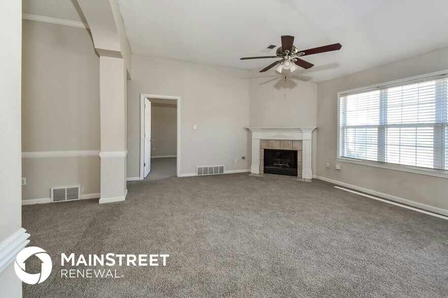 Building Photo - 9254 Tamhaven Dr