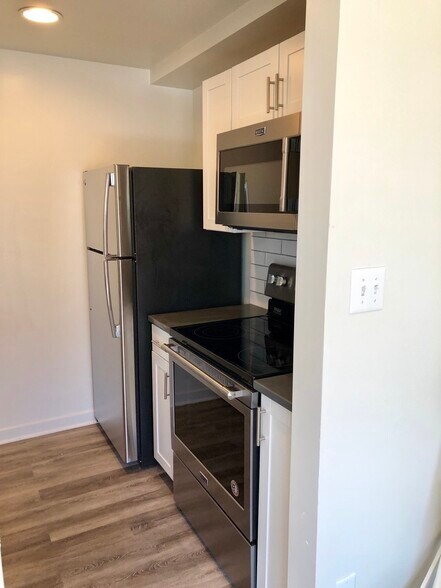 Building Photo - 4515 Jefferson St