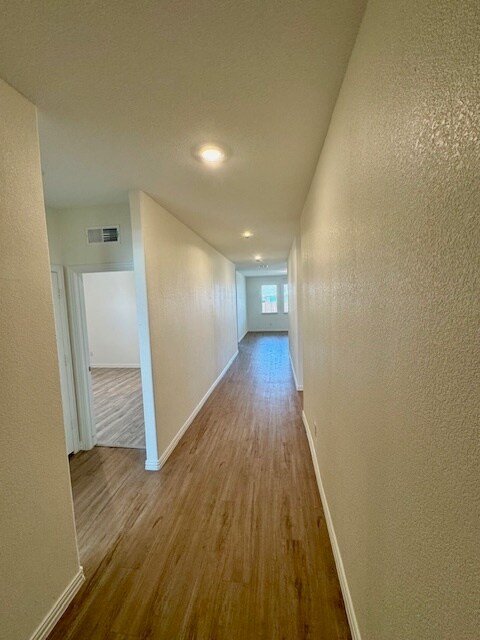Building Photo - 5036 Waterway Dr