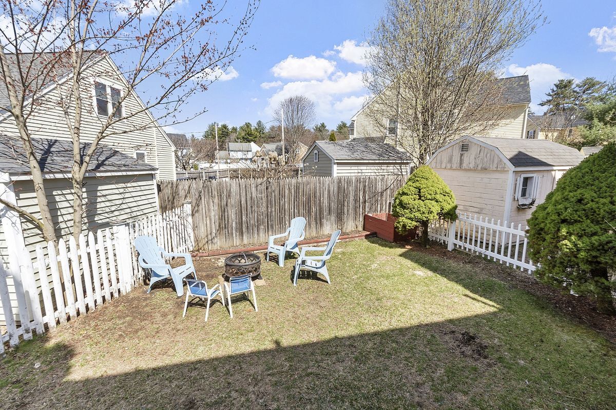 Building Photo - 4001 Pouliot Pl