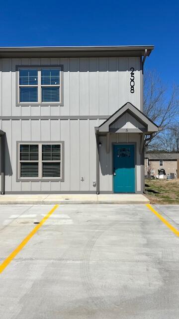 Building Photo - 2506 Villa Dr