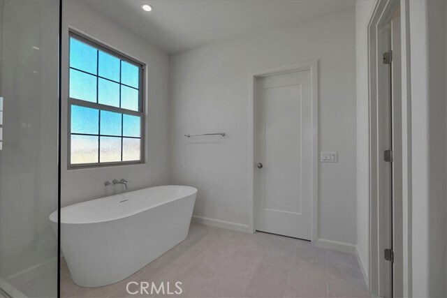 Building Photo - 228 Birdseye