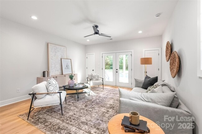 Building Photo - 1314 Carolyn Dr