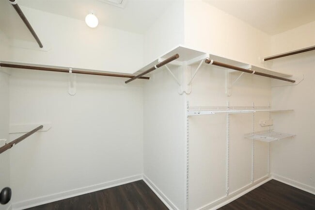 Building Photo - 25215 Aughton Dr
