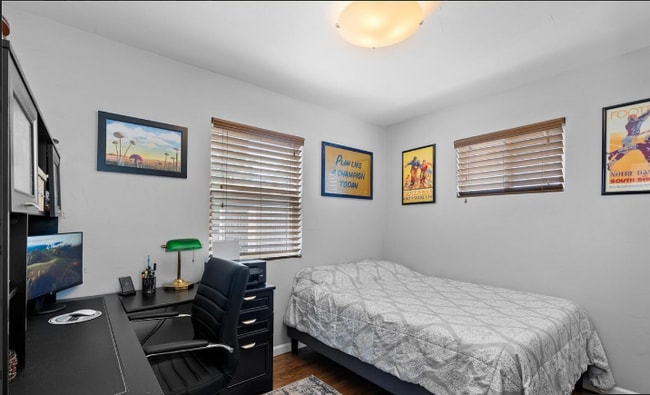 Building Photo - 2105 S Hazel Ct