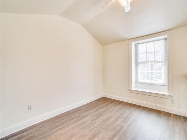 Building Photo - 4418 Normandy Ave