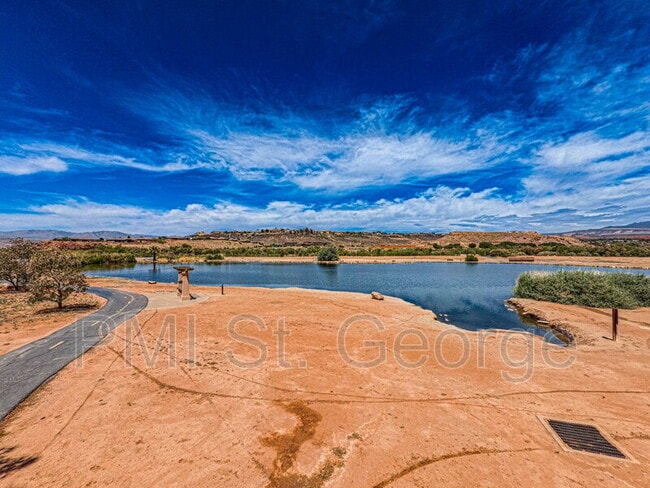 Building Photo - 2478 E Springs Dr