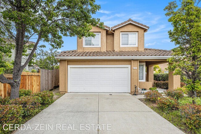 Building Photo - 3 br, 2.5 bath House - 7 Ratto Road