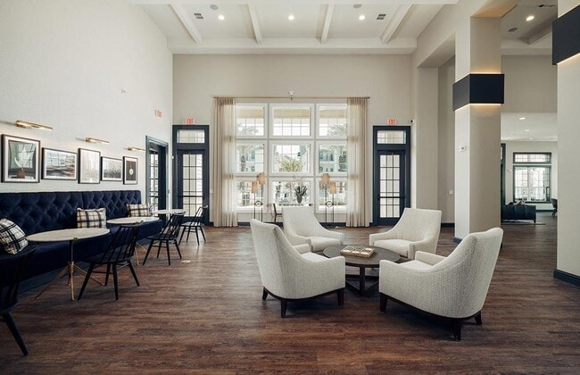 Building Photo - 8802 N Sam Houston Pkwy E Pky