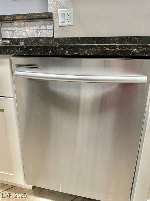 Building Photo - 7119 S Durango Dr