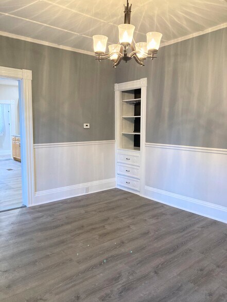 Formal dining room built in - 33 -35 Federal Street