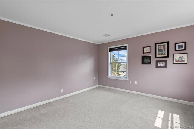 Building Photo - 677 Quinnipiac Ave