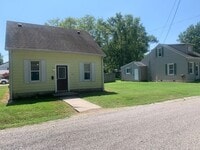 Building Photo - Move In Ready 1 Bed 1 Bath