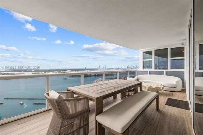 Building Photo - 400 Alton Rd