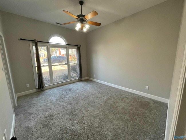 Building Photo - 103 Mickelo Ln