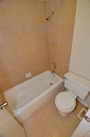 Building Photo - 7619 Pebblestone Dr