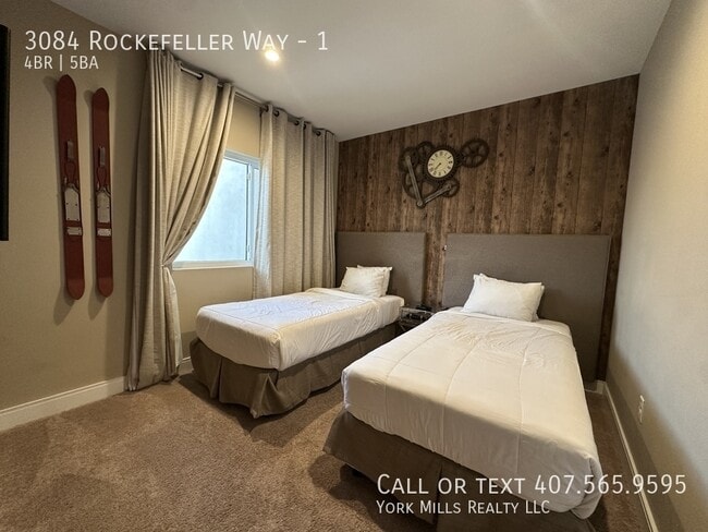 Building Photo - 3084 Rockefeller Wy