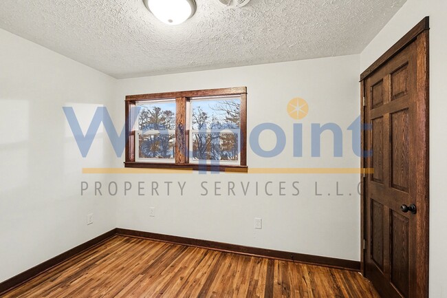 Building Photo - 1820 S Greenville Rd