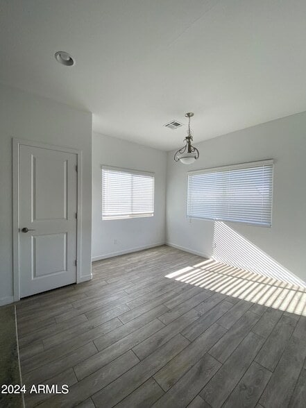 Building Photo - 12723 W Carousel Dr