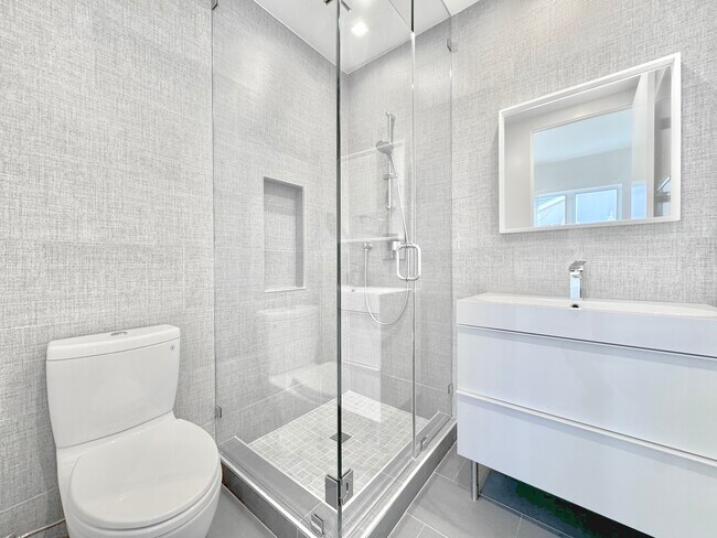 Building Photo - 12452 Beatrice St