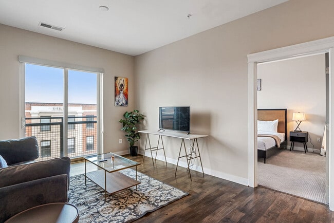 Building Photo - 501n N New Jersey St