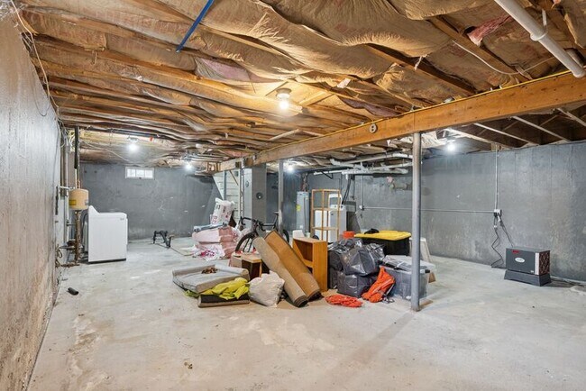 Building Photo - 67 Cutts Rd