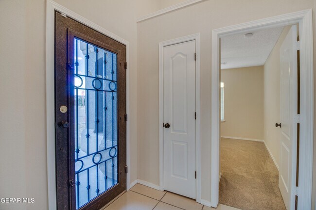 Building Photo - 14299 Desert Point Dr