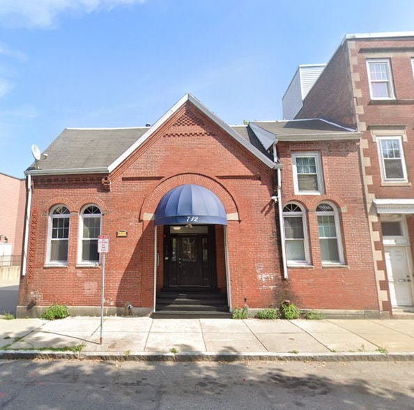 Primary Photo - 712 Shawmut Ave