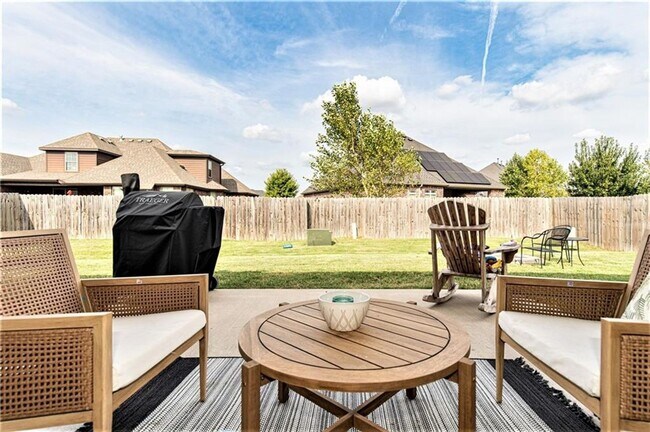 Building Photo - Stylish 3-Bedroom, 2-Bathroom Home for Rent!