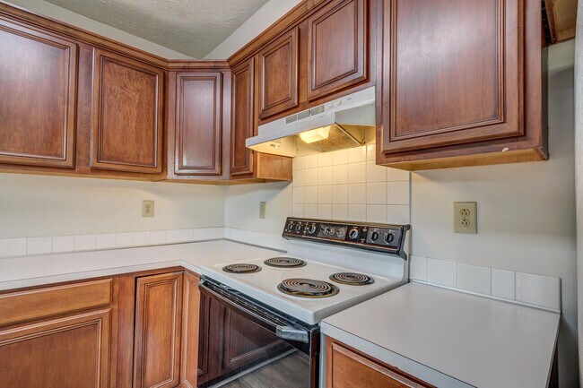 Building Photo - 3789 White Pine Dr