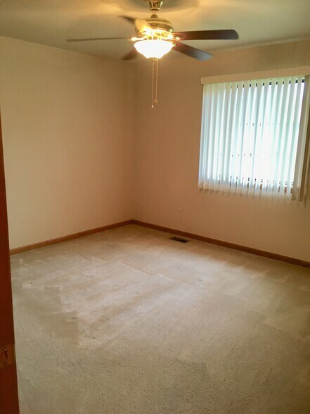Building Photo - 26233 Annagrove Ln